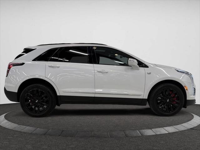 used 2022 Cadillac XT5 car, priced at $38,688
