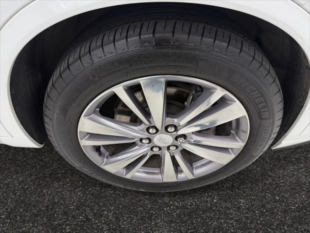 used 2023 Cadillac XT6 car, priced at $45,688