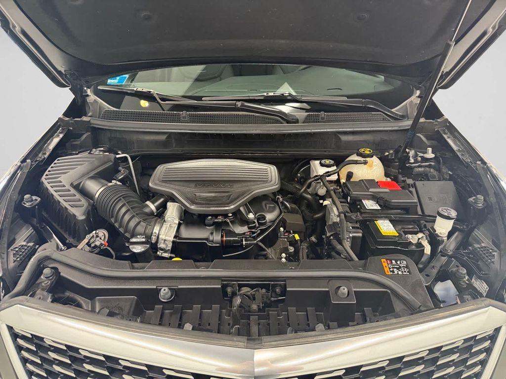 used 2022 Cadillac XT5 car, priced at $34,998