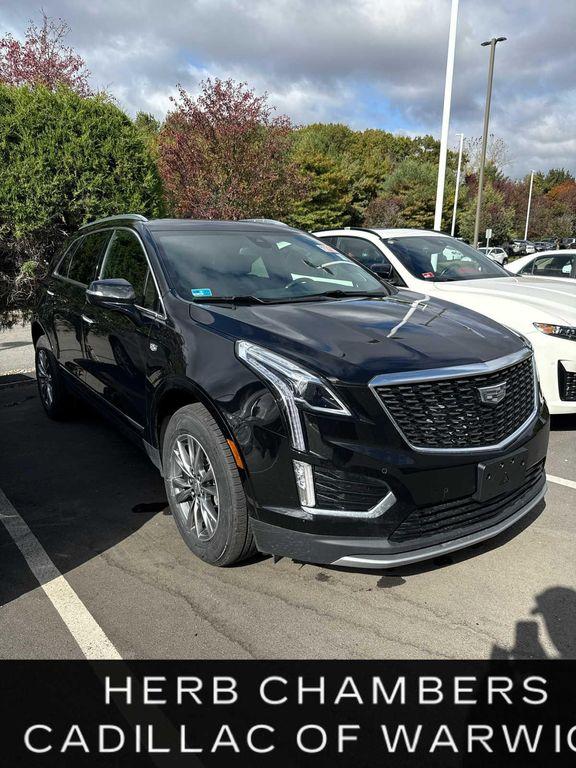 used 2022 Cadillac XT5 car, priced at $35,388