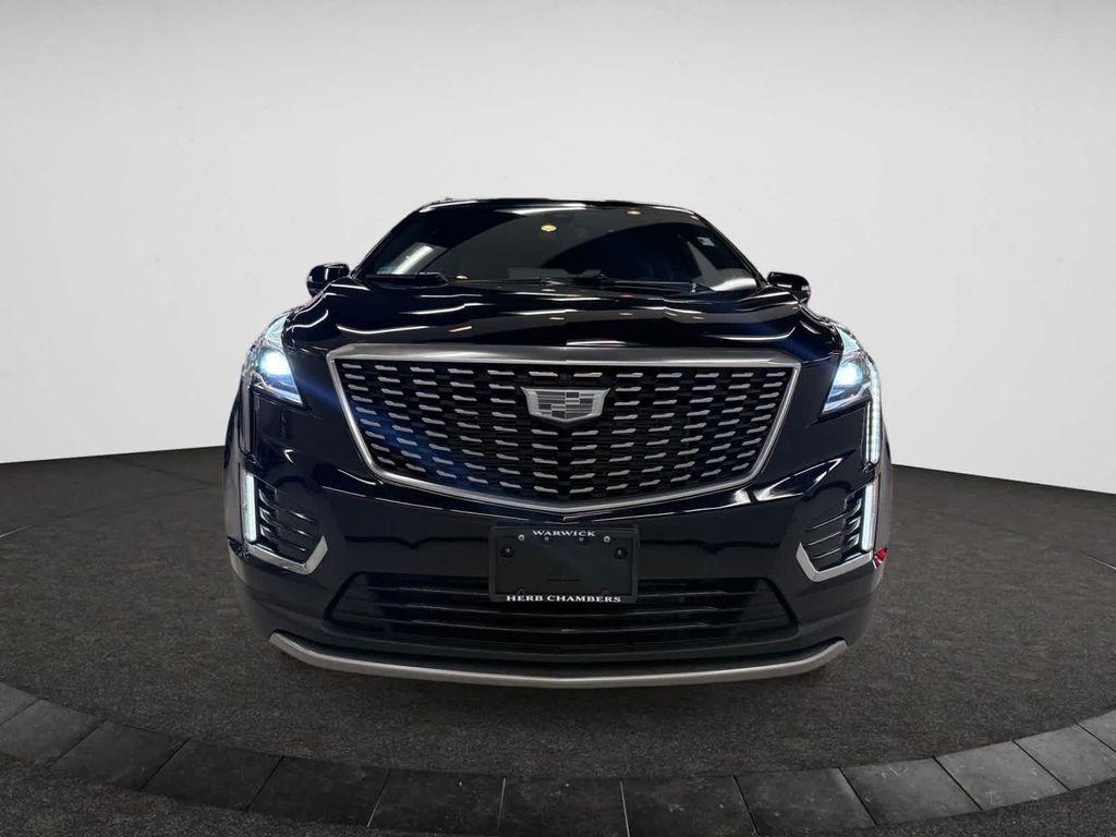 used 2022 Cadillac XT5 car, priced at $34,998