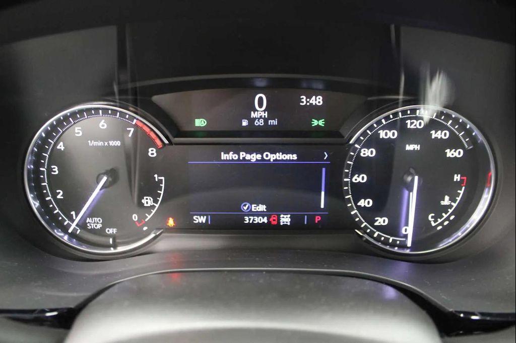 used 2022 Cadillac XT5 car, priced at $34,998