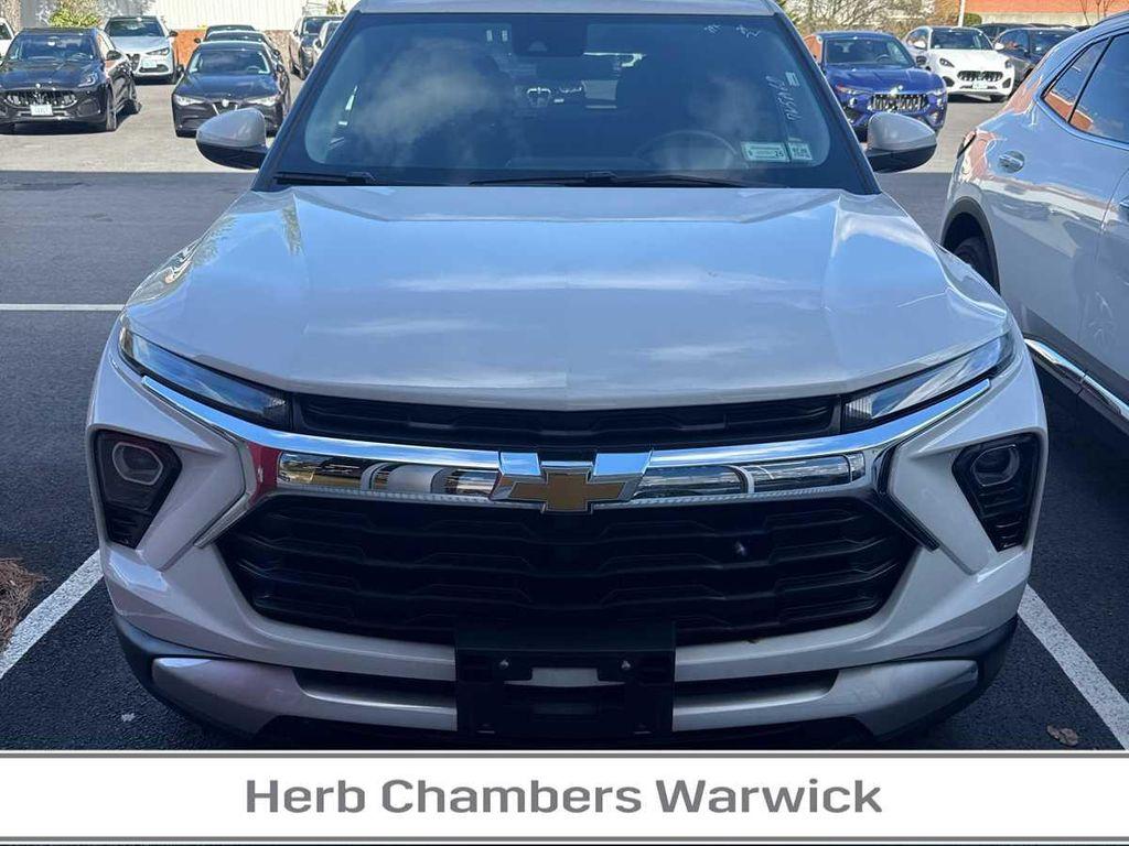 used 2024 Chevrolet TrailBlazer car, priced at $23,998