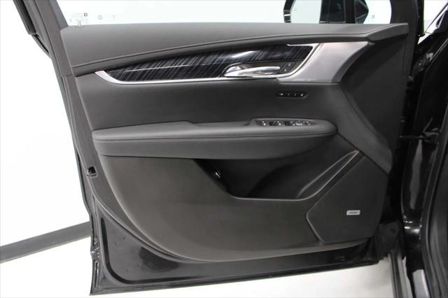 used 2023 Cadillac XT6 car, priced at $44,988