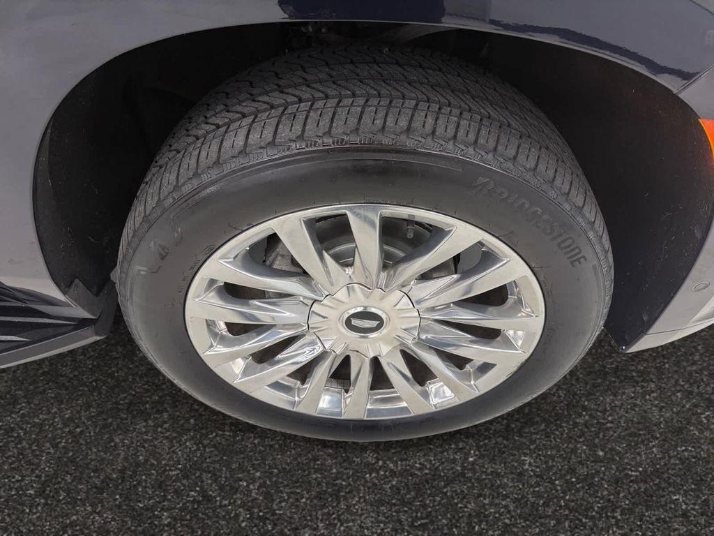 used 2023 Cadillac Escalade ESV car, priced at $67,598