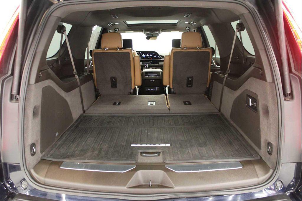 used 2023 Cadillac Escalade ESV car, priced at $67,598