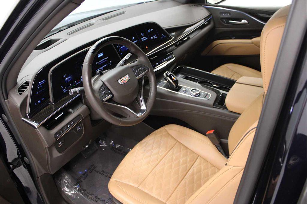 used 2023 Cadillac Escalade ESV car, priced at $67,598