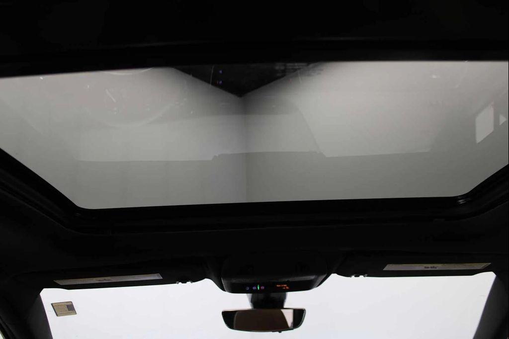 used 2022 Cadillac XT5 car, priced at $31,988