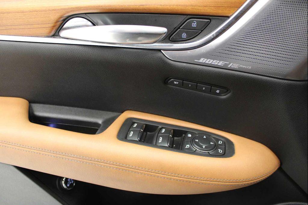 used 2022 Cadillac XT5 car, priced at $31,988