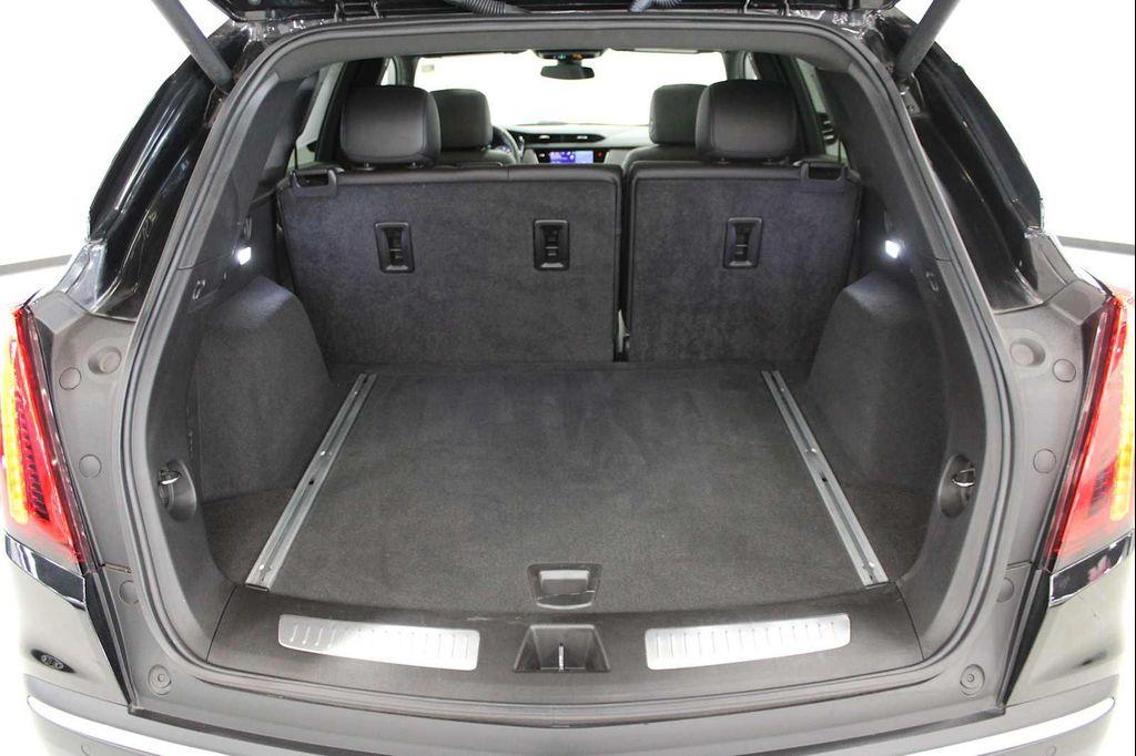 used 2023 Cadillac XT5 car, priced at $34,388