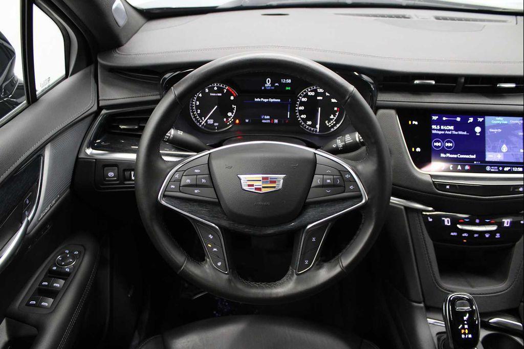 used 2023 Cadillac XT5 car, priced at $34,388