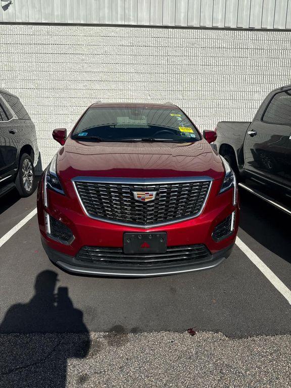 used 2022 Cadillac XT5 car, priced at $34,998