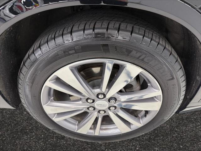 used 2023 Cadillac XT6 car, priced at $44,998