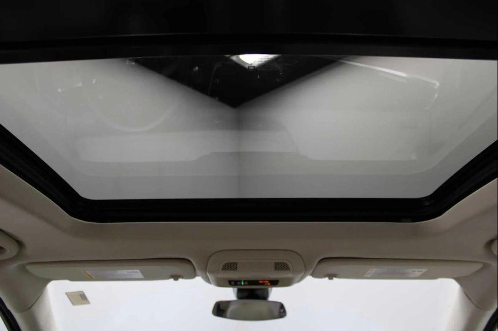 used 2024 Cadillac XT6 car, priced at $47,288