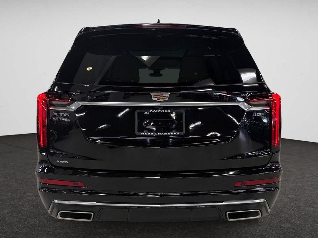 used 2024 Cadillac XT6 car, priced at $47,288