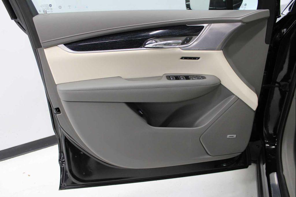 used 2024 Cadillac XT6 car, priced at $47,288