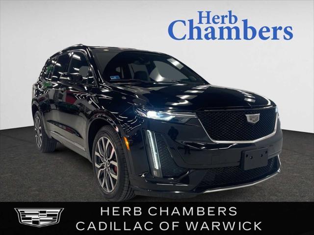 used 2022 Cadillac XT6 car, priced at $43,998