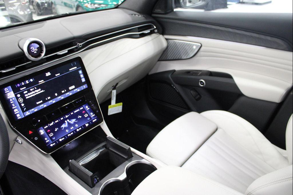 used 2024 Maserati Grecale car, priced at $68,420