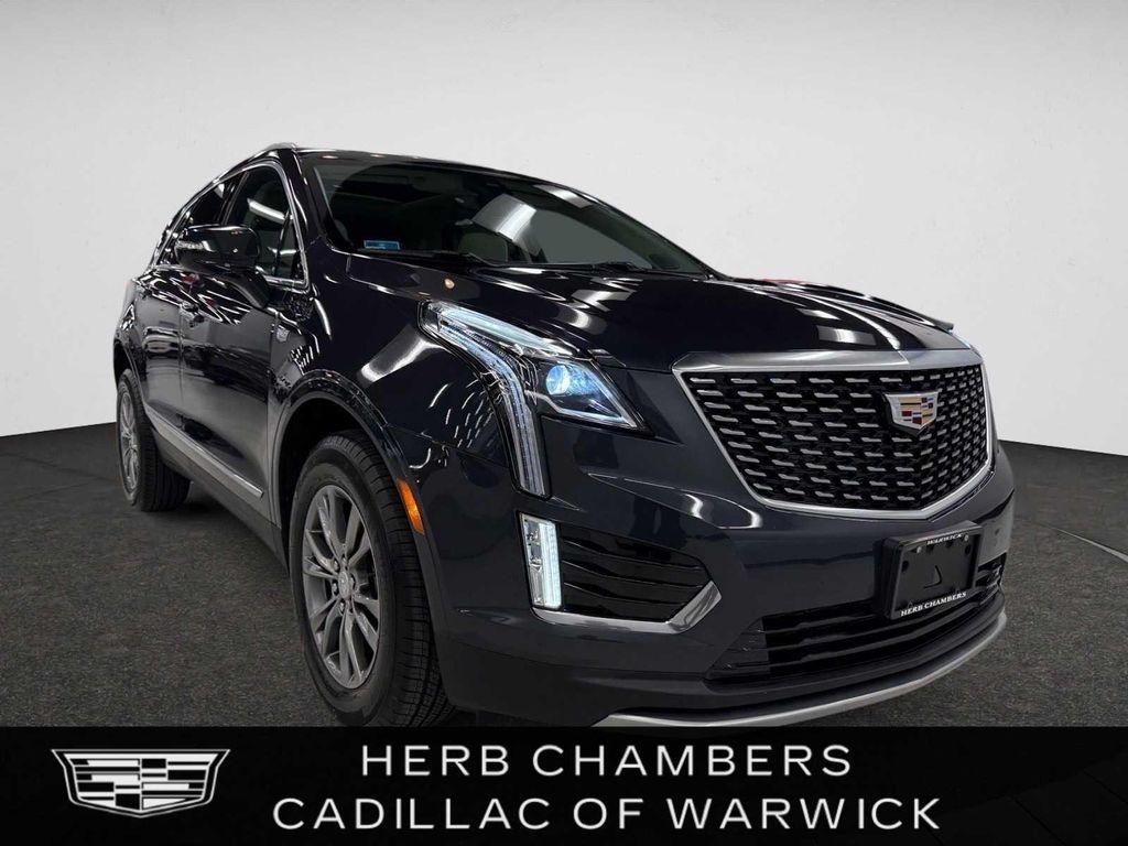 used 2023 Cadillac XT5 car, priced at $35,888