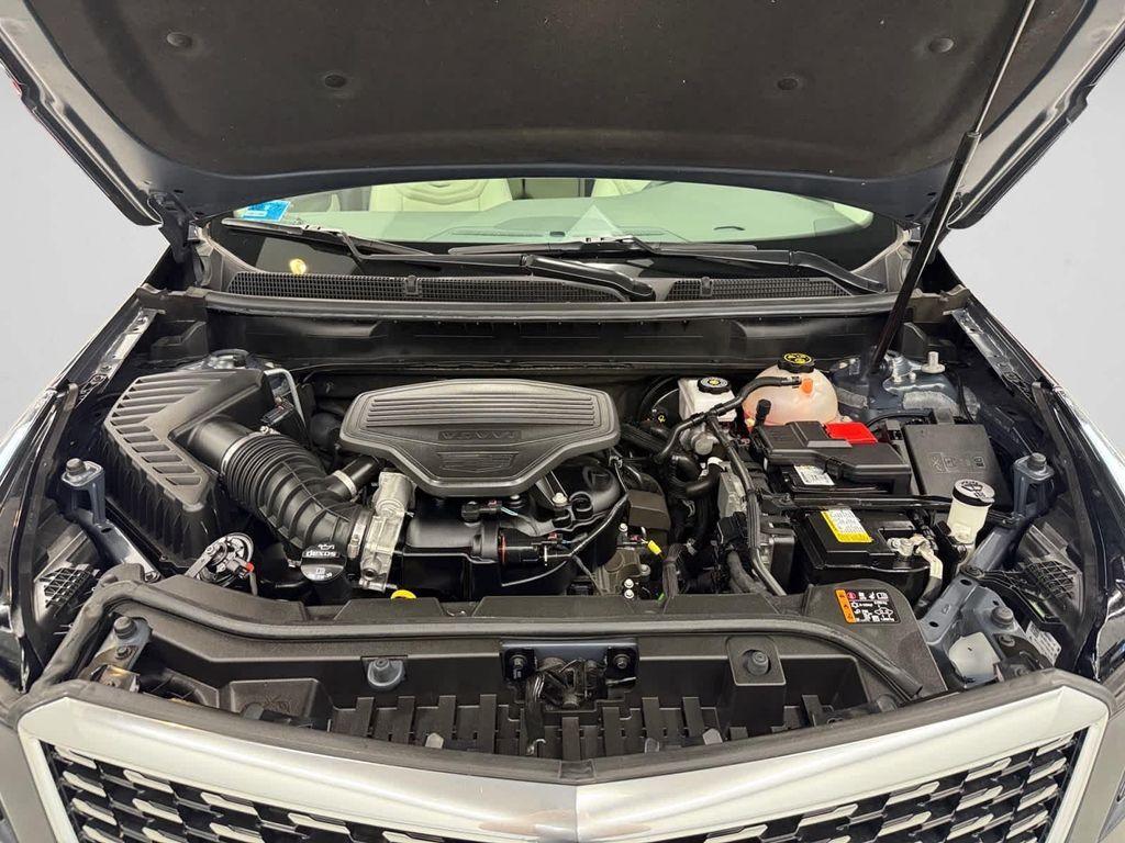 used 2023 Cadillac XT5 car, priced at $34,988