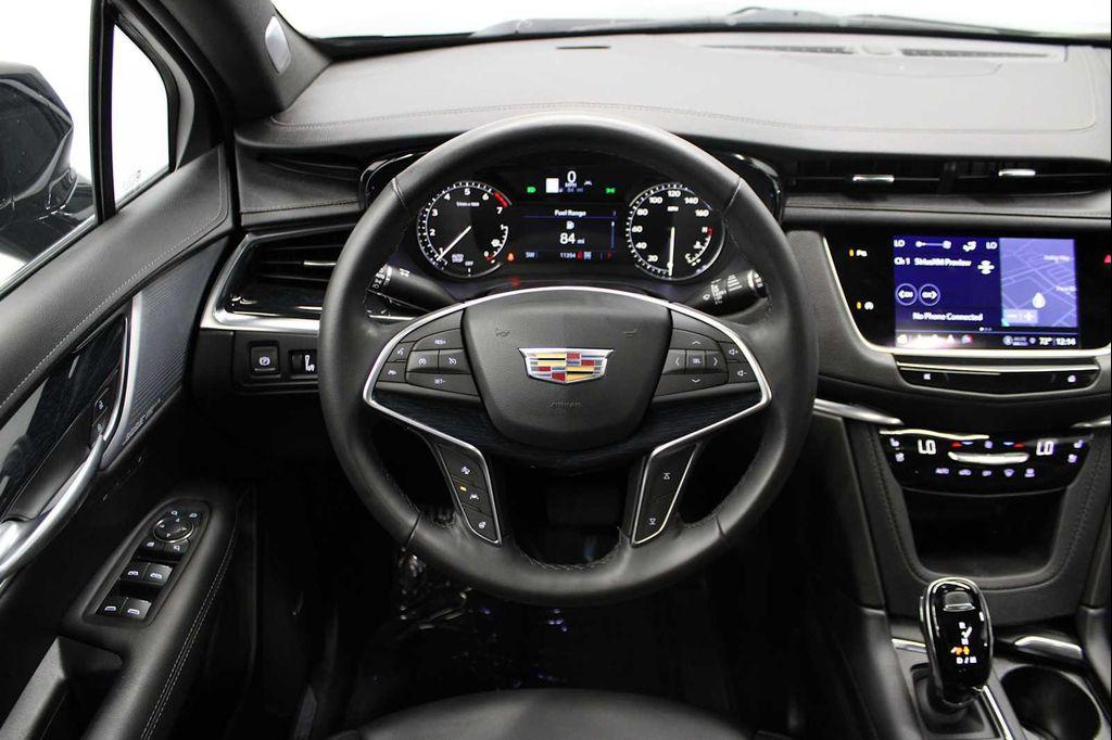 used 2024 Cadillac XT5 car, priced at $46,388