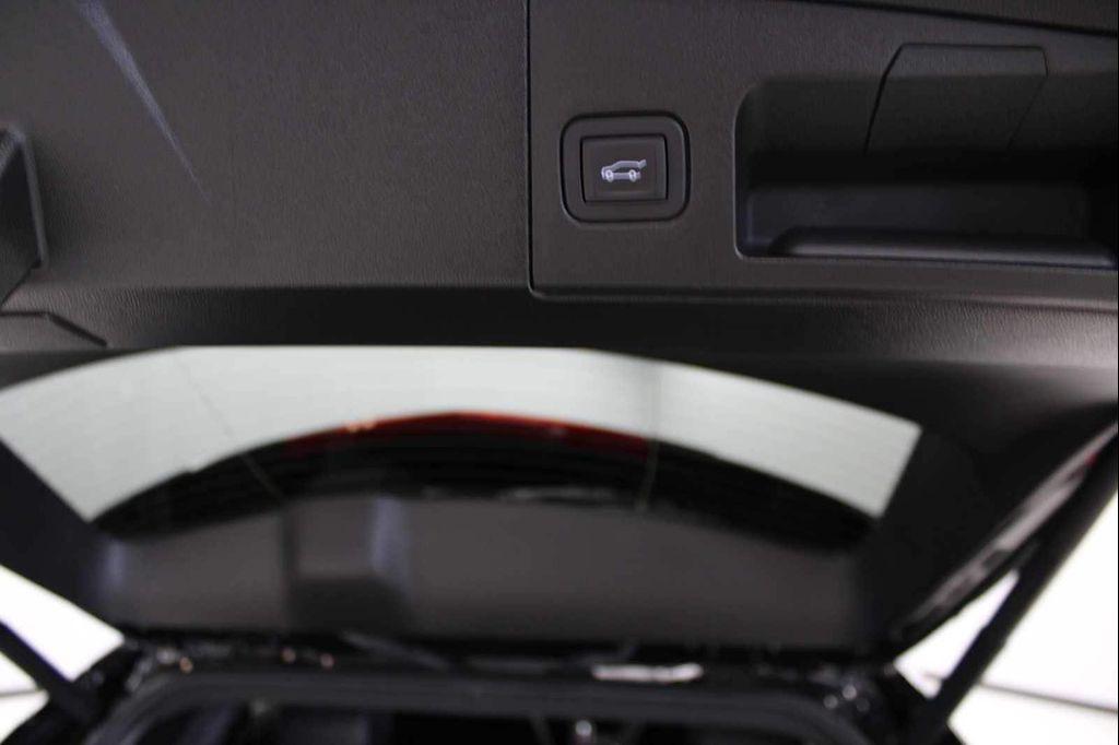 used 2024 Cadillac XT5 car, priced at $46,388