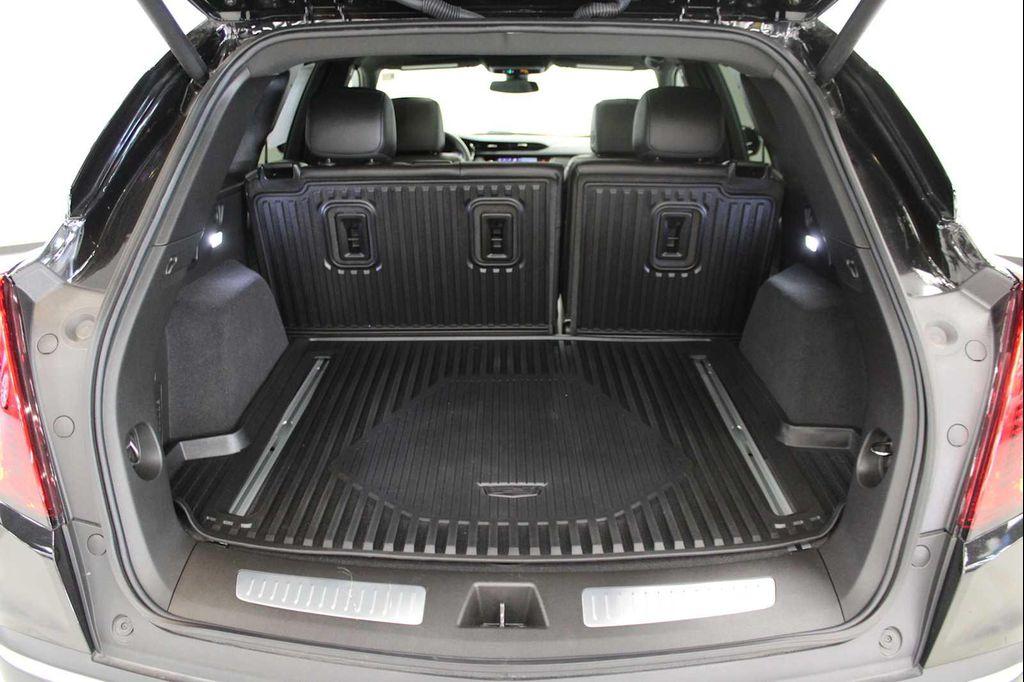used 2024 Cadillac XT5 car, priced at $46,388