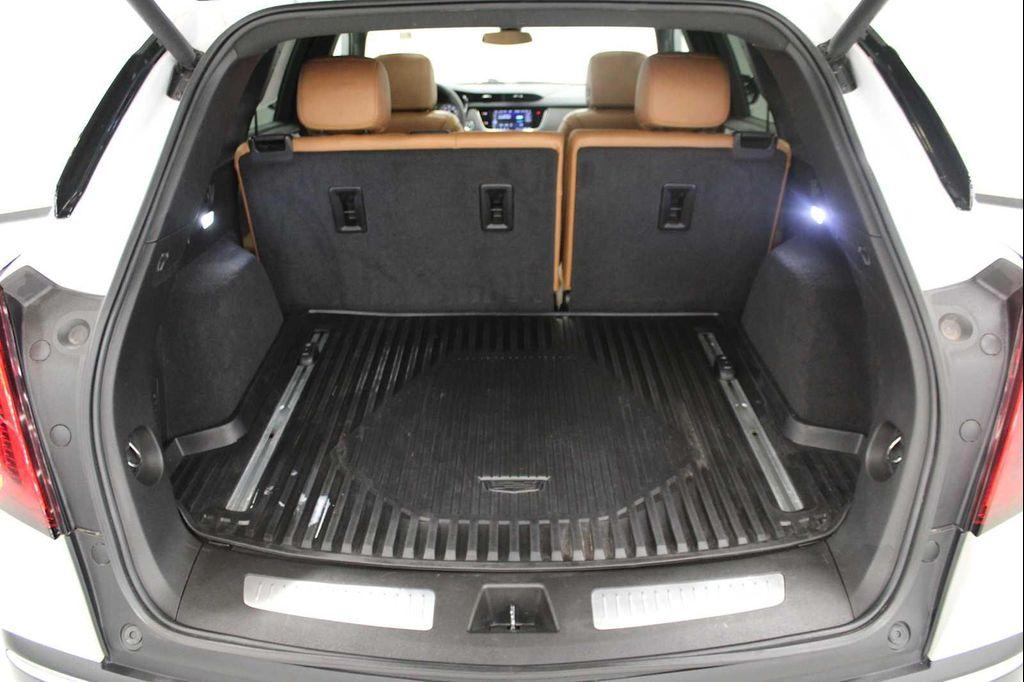 used 2022 Cadillac XT5 car, priced at $32,998