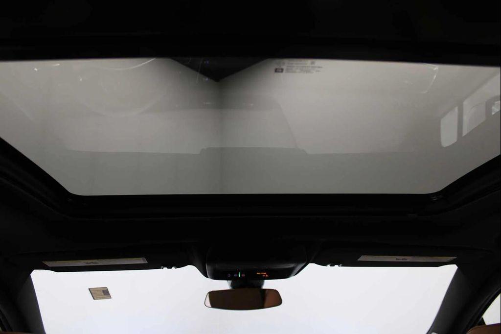 used 2022 Cadillac XT5 car, priced at $32,998