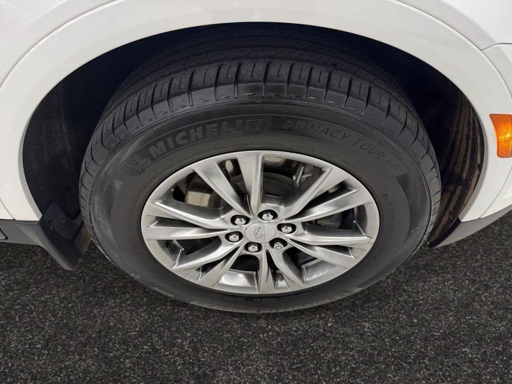 used 2022 Cadillac XT5 car, priced at $32,998