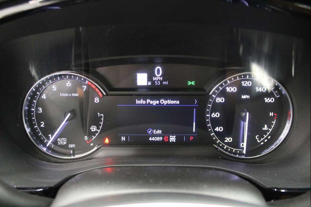 used 2022 Cadillac XT5 car, priced at $32,998