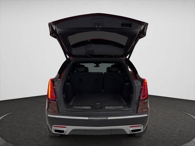 used 2022 Cadillac XT5 car, priced at $37,998