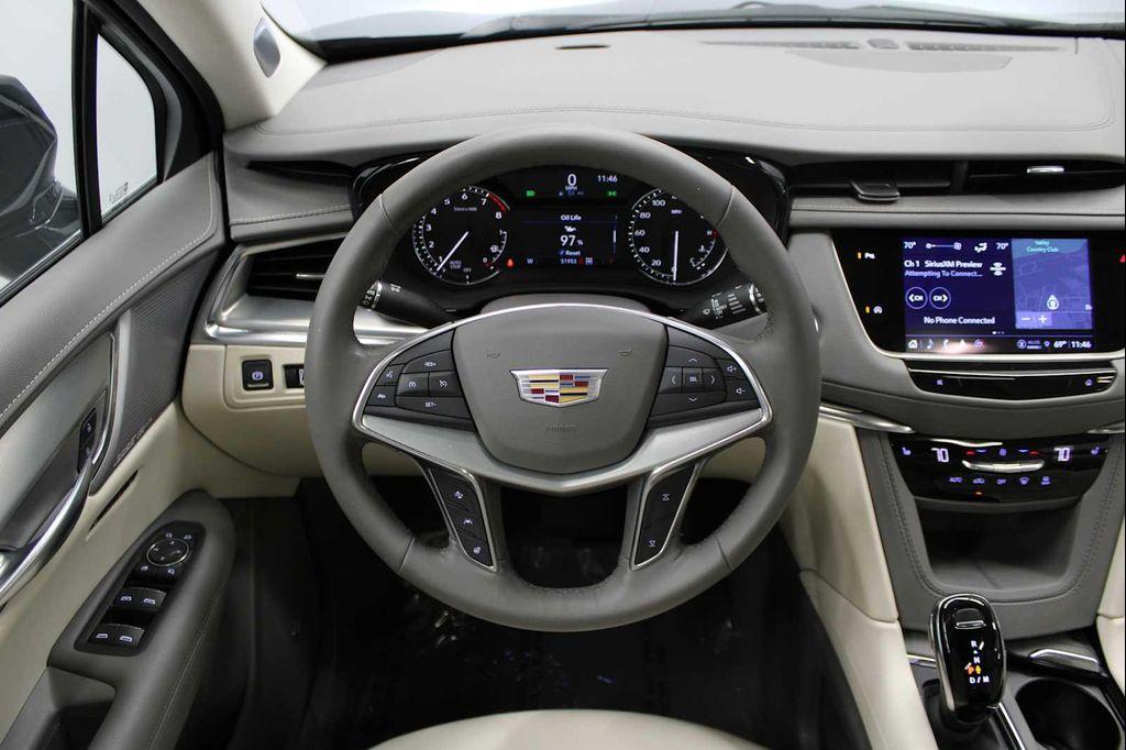 used 2023 Cadillac XT5 car, priced at $33,988