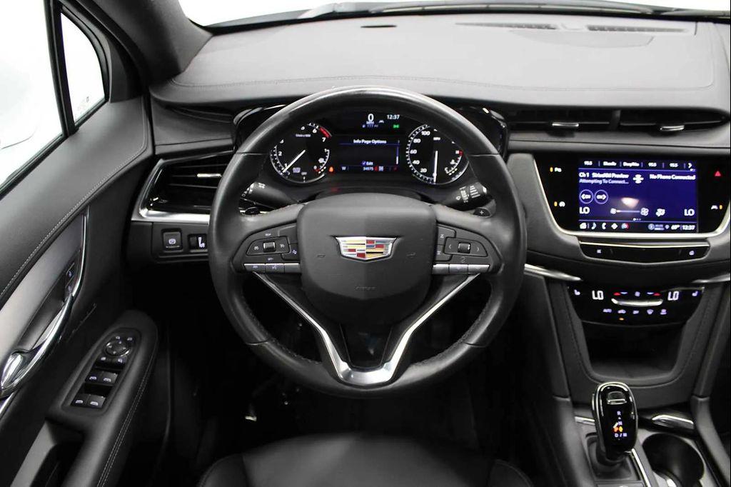 used 2024 Cadillac XT6 car, priced at $40,688