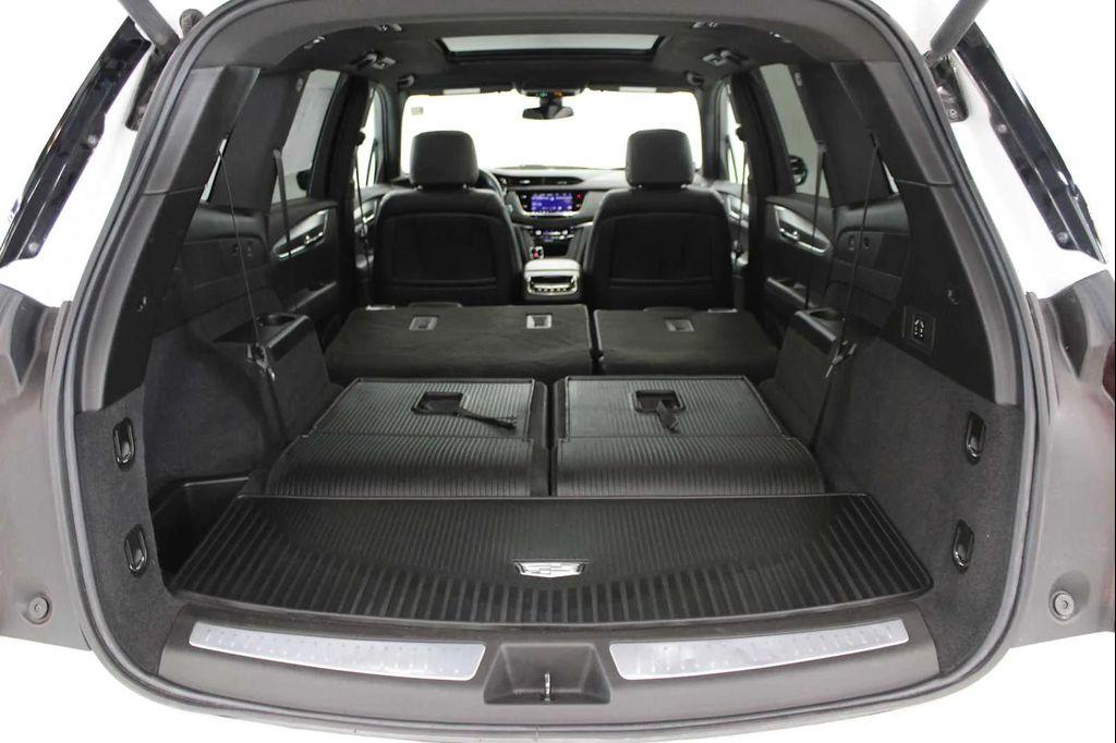 used 2024 Cadillac XT6 car, priced at $40,688