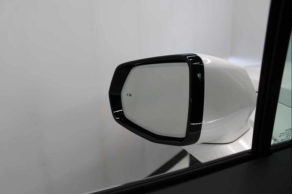 used 2024 Cadillac XT6 car, priced at $40,688