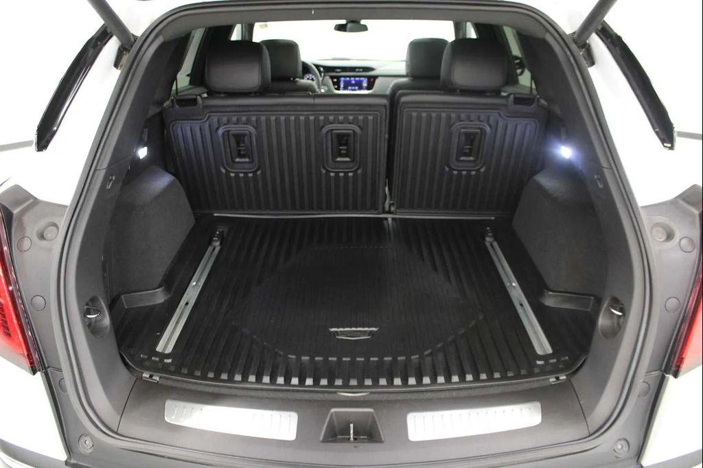 used 2023 Cadillac XT5 car, priced at $34,998
