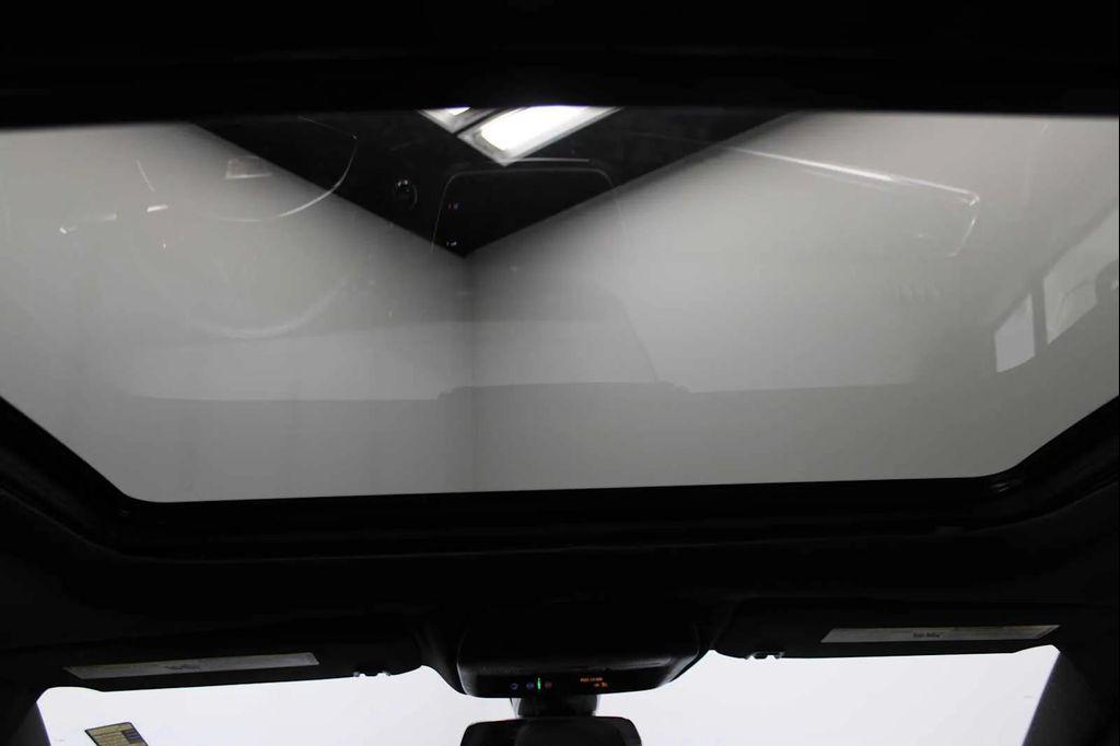 used 2023 Cadillac XT5 car, priced at $34,998