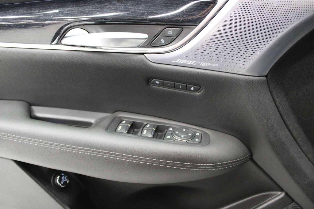 used 2023 Cadillac XT5 car, priced at $34,998