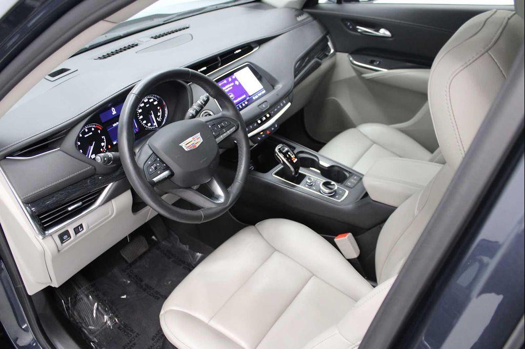 used 2020 Cadillac XT4 car, priced at $21,698