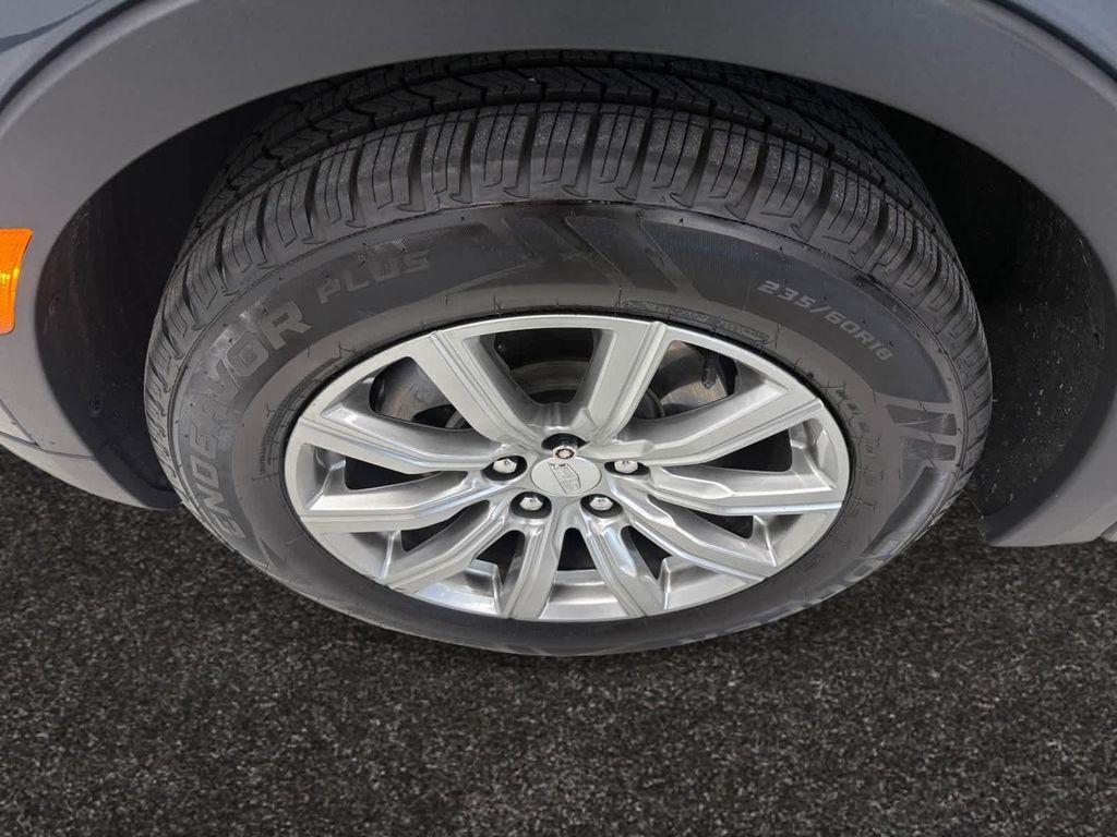 used 2020 Cadillac XT4 car, priced at $21,698