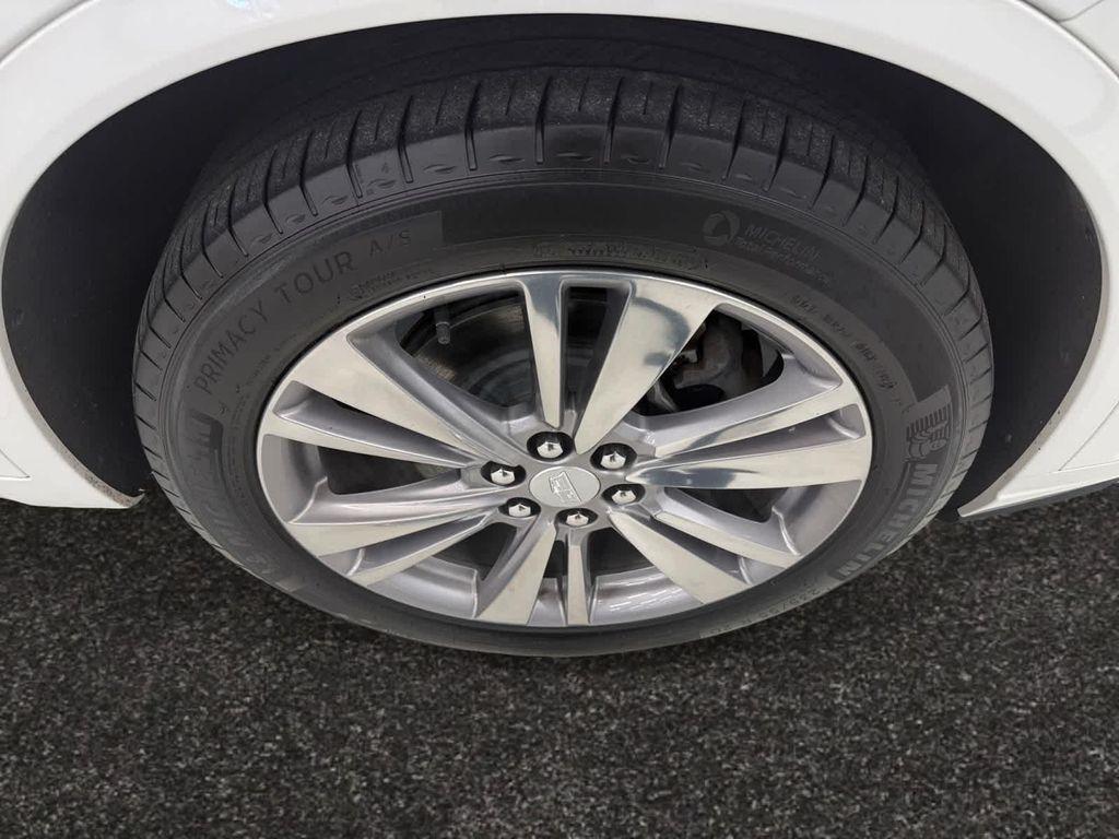 used 2023 Cadillac XT6 car, priced at $37,588