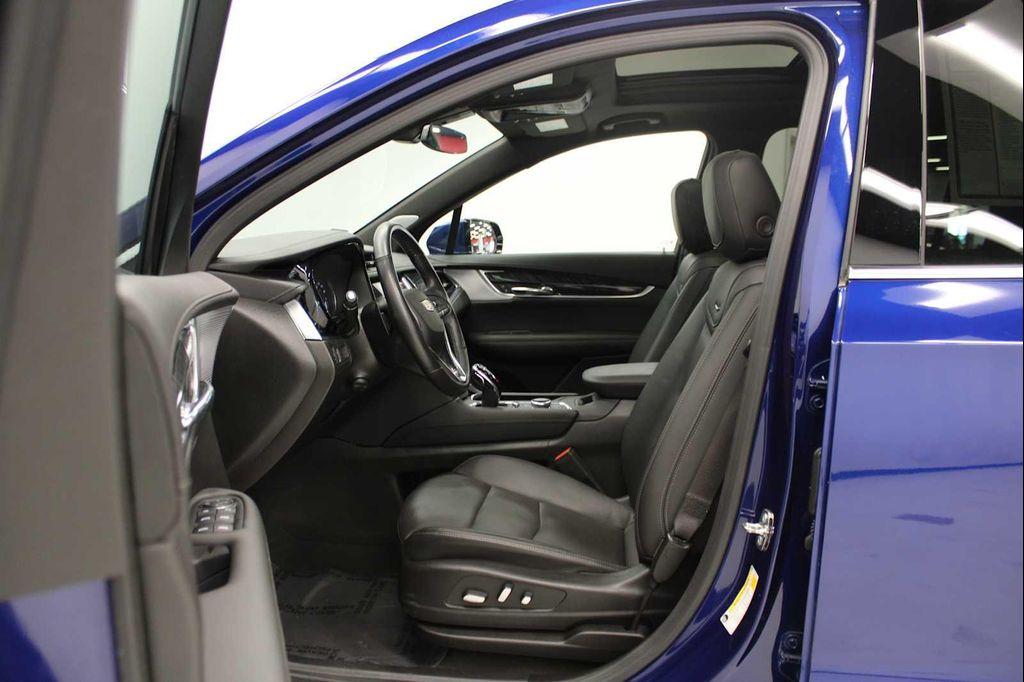 used 2024 Cadillac XT6 car, priced at $43,688