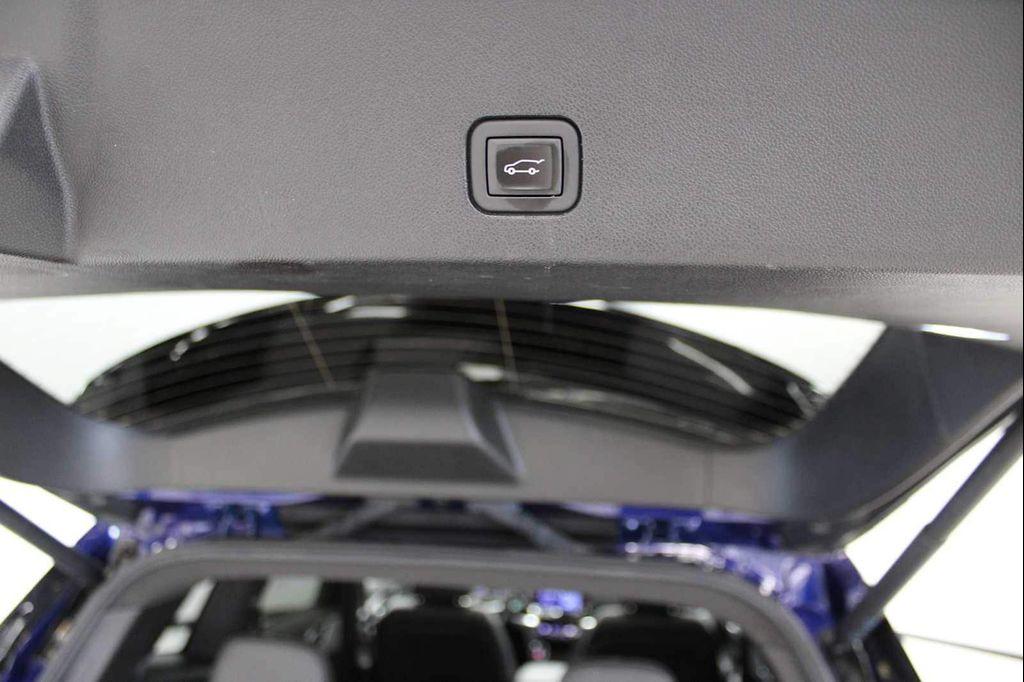 used 2024 Cadillac XT6 car, priced at $43,688