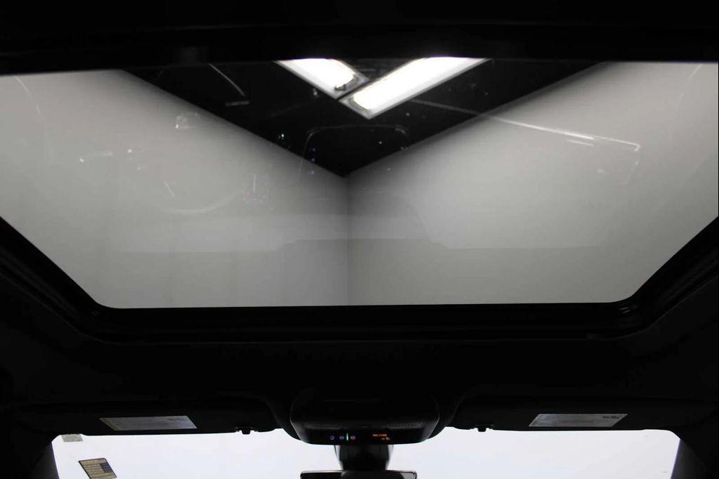 used 2024 Cadillac XT6 car, priced at $48,998