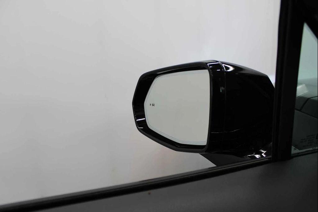 used 2024 Cadillac XT6 car, priced at $48,998