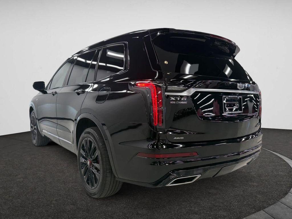 used 2024 Cadillac XT6 car, priced at $48,998