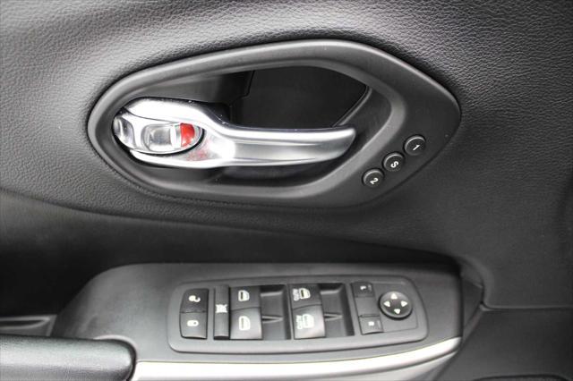 used 2020 Jeep Cherokee car, priced at $24,988