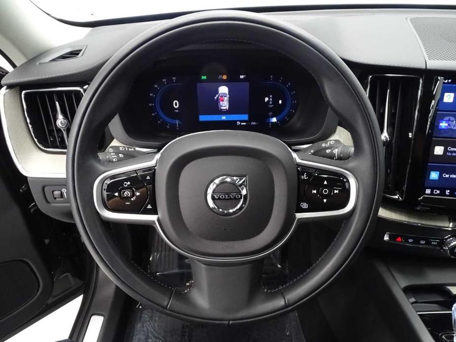 used 2022 Volvo XC60 car, priced at $41,498