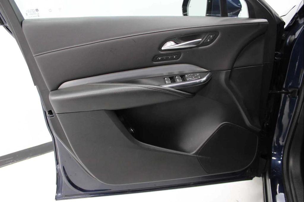 used 2021 Cadillac XT4 car, priced at $28,488